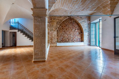 Stadthaus in Campos, Mallorca, Campos - € 1.100.000 | Ref: 67987 - Foto 1
