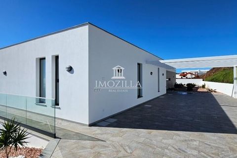 Byhus i Calheta, Madeira, Calheta - € 775.000 | Ref: IZ079 - foto 6