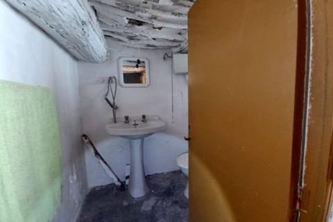 Landsbyhus i Portugos, Granada, Portugos - € 44.000 | Ref: ptt531 - foto 6