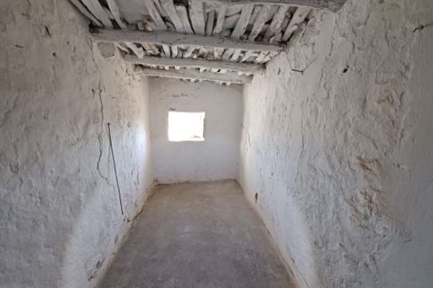 Landsbyhus i Portugos, Granada, Portugos - € 44.000 | Ref: ptt531 - foto 9
