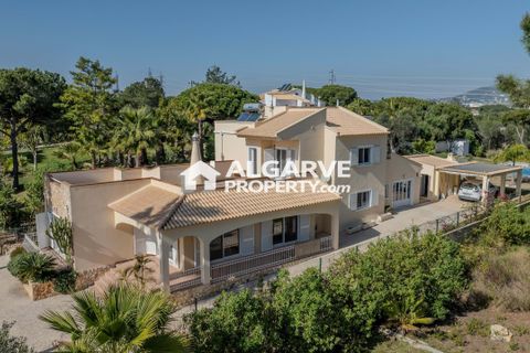 Villa i Almancil, Faro, Almancil - € 1.030.000 | Ref: V247858J - foto 1