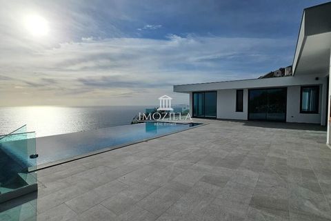 Byhus i Calheta, Madeira, Calheta - € 1.650.000 | Ref: IZ080 - foto 1