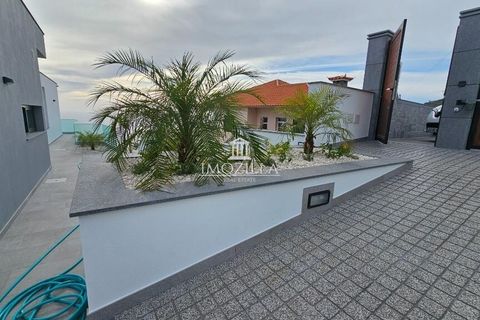 Byhus i Calheta, Madeira, Calheta - € 1.650.000 | Ref: IZ080 - foto 11