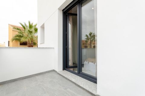 Villa a Torrevieja, Alicante, Torrevieja - € 424.000 | Ref: LR-TO-01/3390 - foto 31