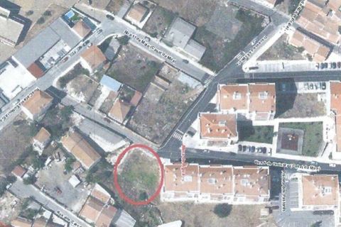 Helårsgrund i Amadora, Lisbon, Amadora - € 85.000 | Ref: SÒL_1247 - foto 1