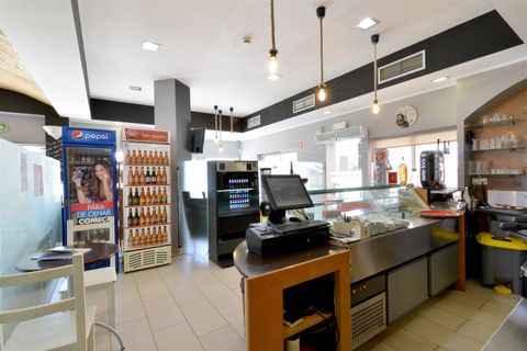 L'establiment comercial a Torres Vedras, Lisbon, Torres Vedras - € 2.200/mes | Ref: DH526 - foto 24