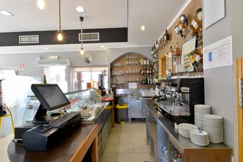 L'establiment comercial a Torres Vedras, Lisbon, Torres Vedras - € 2.200/mes | Ref: DH526 - foto 25