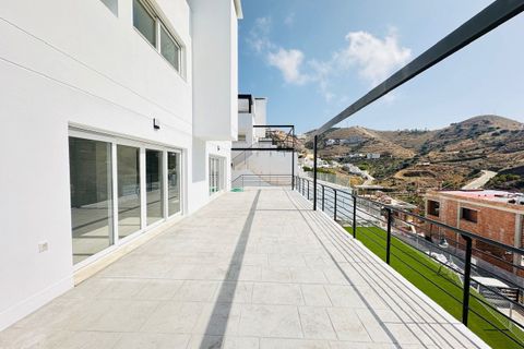 Villa a Torrox Costa, Malaga, Torrox Costa - € 665.250 | Ref: MLH650 - foto 13