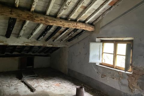 Landejendom i Lucca, Lucca, Lucca - € 75.000 | Ref: 548 - foto 10