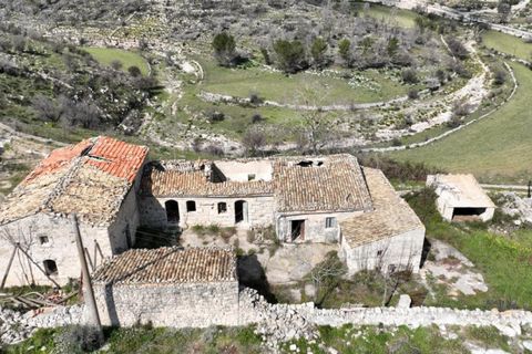 Landejendom i Ragusa, Ragusa, Ragusa - € 480.000 | Ref: Z 15 - foto 1