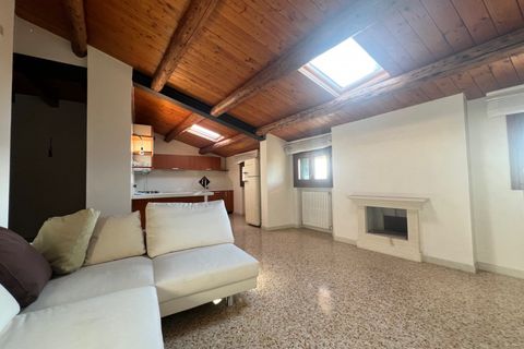 Lejlighed i Lonigo, Vicenza, Lonigo - € 200.000 | Ref: 1074 - foto 4