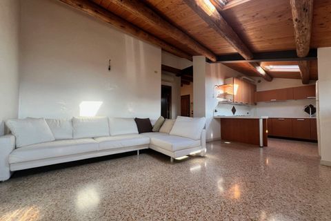 Lejlighed i Lonigo, Vicenza, Lonigo - € 200.000 | Ref: 1074 - foto 5