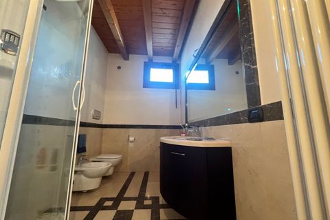Lejlighed i Lonigo, Vicenza, Lonigo - € 200.000 | Ref: 1074 - foto 9