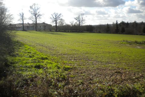 Helårsgrund i Confolens, Charente - foto 4