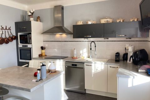 Villa a Confolens, Charente, Confolens - € 175.500 | Ref: 34345 - foto 2