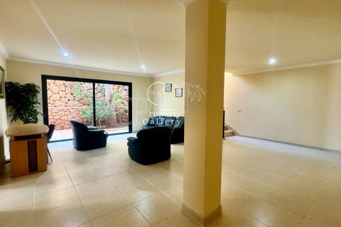 Villa i Adeje, Tenerife, Adeje - € 1.999.900 | Ref: D1608 - foto 19