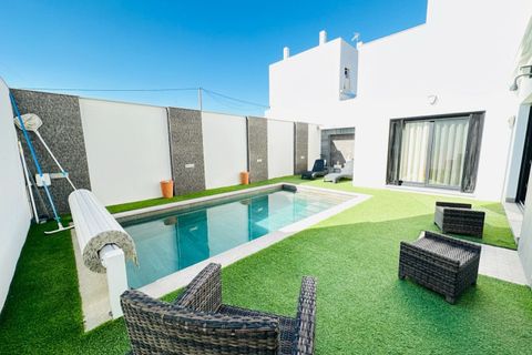 Villa i Nerja, Malaga, Nerja - € 975.000 | Ref: MLH660 - foto 2