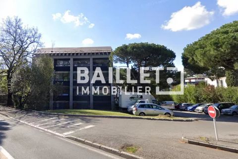 Erhvervsejendom i Antibes, Alpes-Maritimes, Antibes - € 380.000 | Ref: 0692 - foto 1