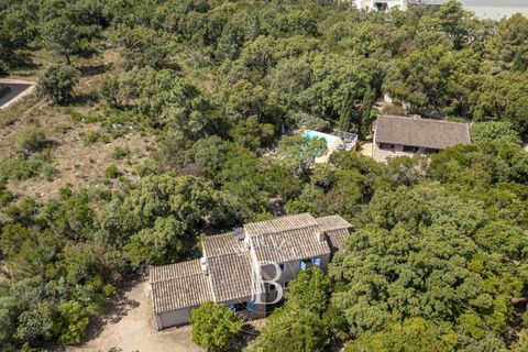 Villa a Sainte-Lucie de Porto-Vecchio, Corse-du-Sud - foto 4