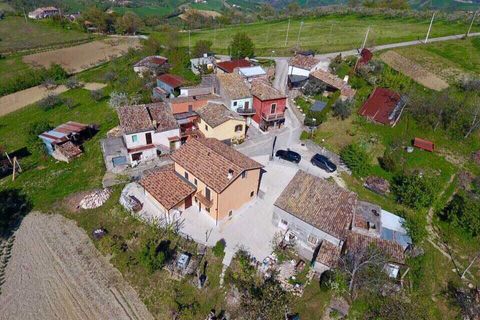 Villa a Farindola, Pescara, Farindola - € 100.000 | Ref: AR509 - foto 6