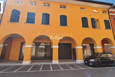 Erhvervsejendom i Cento, Ferrara, Cento - € 60.000 | Ref: FE042067304 - foto 1