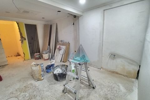 Erhvervsejendom i Corroios, Setubal, Corroios - € 135.000 | Ref: 0600 - foto 2