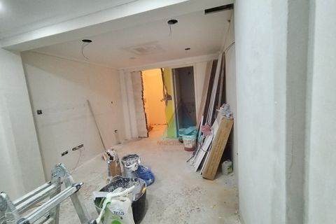 Erhvervsejendom i Corroios, Setubal, Corroios - € 135.000 | Ref: 0600 - foto 3