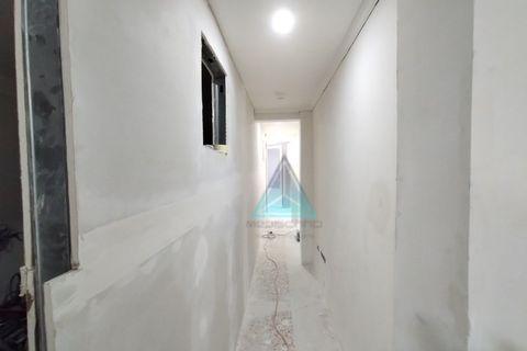 Erhvervsejendom i Corroios, Setubal, Corroios - € 135.000 | Ref: 0600 - foto 9