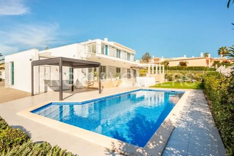 Villa i Lagoa, Faro, Lagoa - € 1.700.000 | Ref: W-02EVZ5 - foto 1