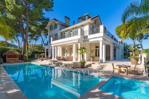 Landejendom i Antibes, Alpes-Maritimes, Antibes - € 19.000.000 | Ref: V0559AN - foto 1