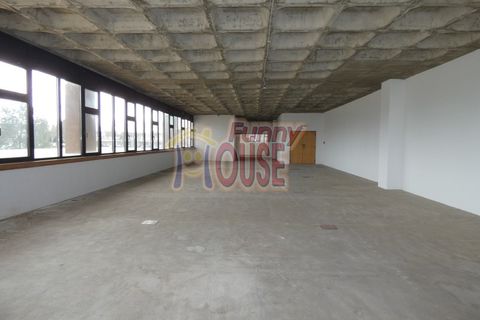Erhvervsejendom i Amadora, Lisbon, Amadora - € 697.250 | Ref: 41061 - foto 3