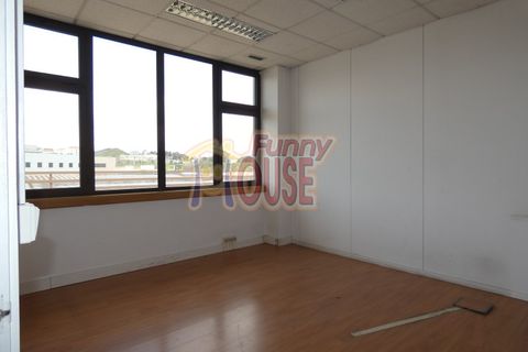 Erhvervsejendom i Amadora, Lisbon, Amadora - € 697.250 | Ref: 41061 - foto 19