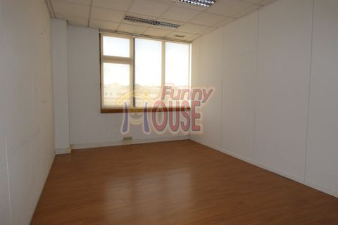Erhvervsejendom i Amadora, Lisbon, Amadora - € 697.250 | Ref: 41061 - foto 21