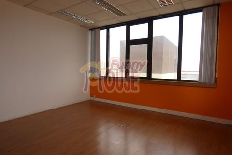 Erhvervsejendom i Amadora, Lisbon, Amadora - € 697.250 | Ref: 41061 - foto 26