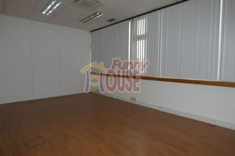 Erhvervsejendom i Amadora, Lisbon, Amadora - € 697.250 | Ref: 41061 - foto 28