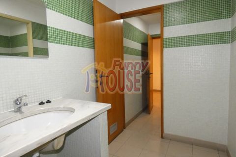 Erhvervsejendom i Amadora, Lisbon, Amadora - € 697.250 | Ref: 41061 - foto 41