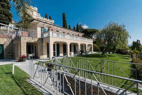 Villa i Bordighera, Imperia, Bordighera - € 4.700.000 | Ref: AG-DOM 5030 - foto 3