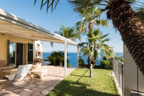 Villa i Ospedaletti, Imperia, Ospedaletti - € 2.900.000 | Ref: AG-DOM 1394 - foto 3