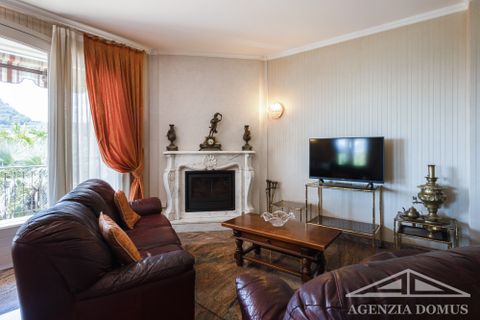 Villa a Bordighera, Imperia, Bordighera - € 1.150.000 | Ref: AG-DOM 5220 - foto 8
