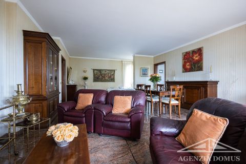Villa a Bordighera, Imperia, Bordighera - € 1.150.000 | Ref: AG-DOM 5220 - foto 13