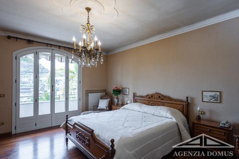 Villa a Bordighera, Imperia, Bordighera - € 1.150.000 | Ref: AG-DOM 5220 - foto 21