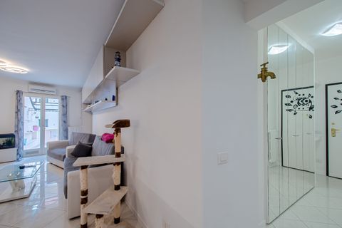 Lejlighed i Ospedaletti, Imperia, Ospedaletti - € 450.000 | Ref: AG-DOM 1370 - foto 3