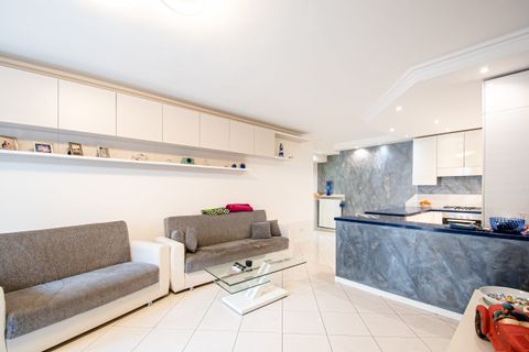 Lejlighed i Ospedaletti, Imperia, Ospedaletti - € 450.000 | Ref: AG-DOM 1370 - foto 8
