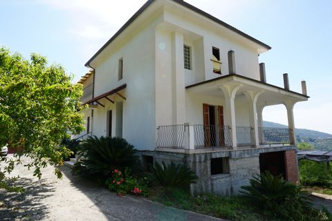 Villa i Vallebona, Imperia, Vallebona - € 540.000 | Ref: AG-DOM F143 - foto 1