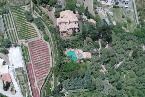 Villa a Sanremo, Imperia, Sanremo - € 7.000.000 | Ref: AG-DOM F122 - foto 2