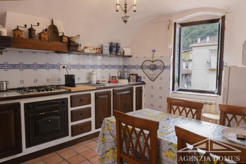 Villa a Dolceacqua, Imperia, Dolceacqua - € 310.000 | Ref: AG-DOM F150 - foto 11