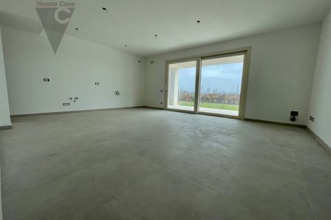 Villa a Legnaro, Padua, Legnaro - € 350.000 | Ref: L-122 - foto 2