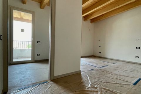 Villa a Legnaro, Padua, Legnaro - € 350.000 | Ref: L-122 - foto 9