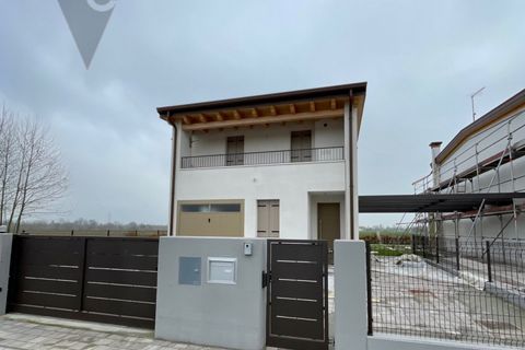 Villa a Legnaro, Padua, Legnaro - € 350.000 | Ref: L-122 - foto 23