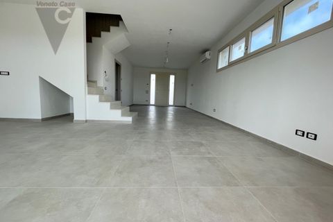 Villa a Legnaro, Padua, Legnaro - € 370.000 | Ref: L-123 - foto 4